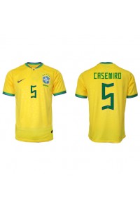 Brazilië Casemiro #5 Voetbaltruitje Thuis tenue WK 2022 Korte Mouw